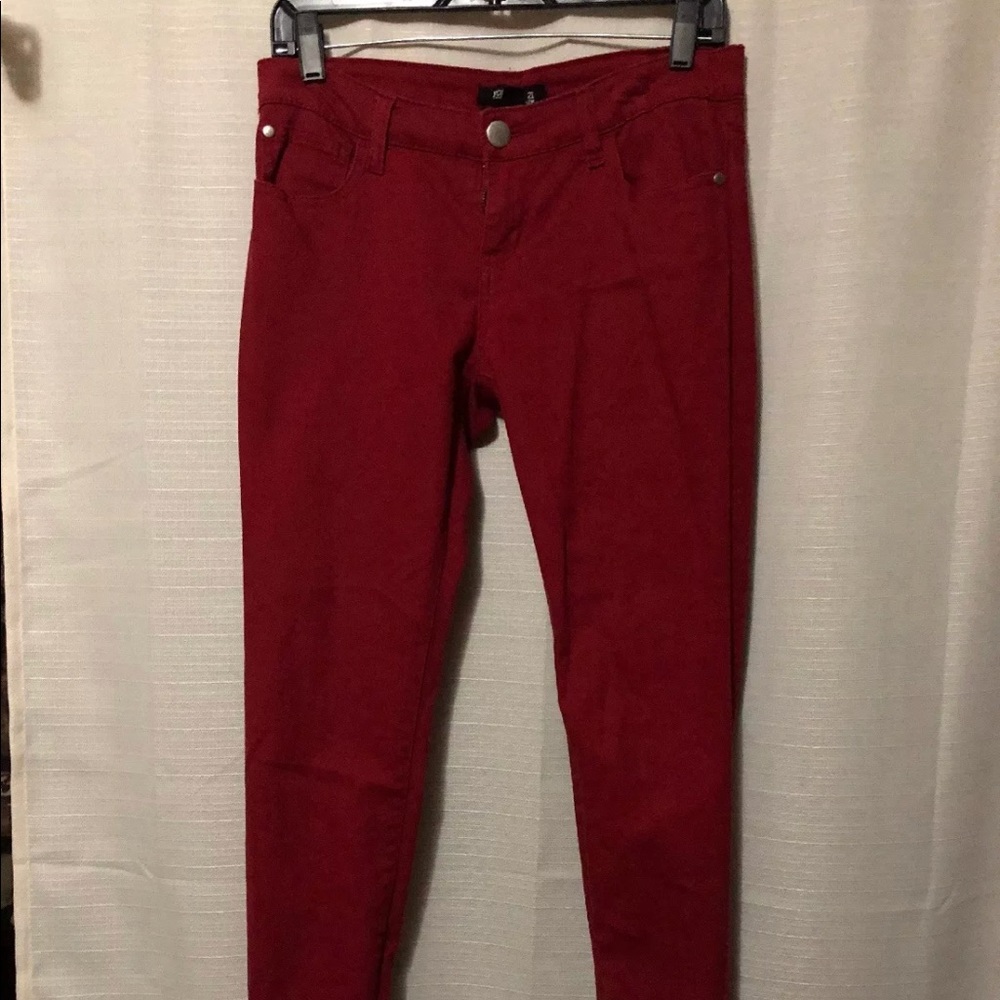 Ladies Forever 21 Global red skinny Sz 27 preowned
